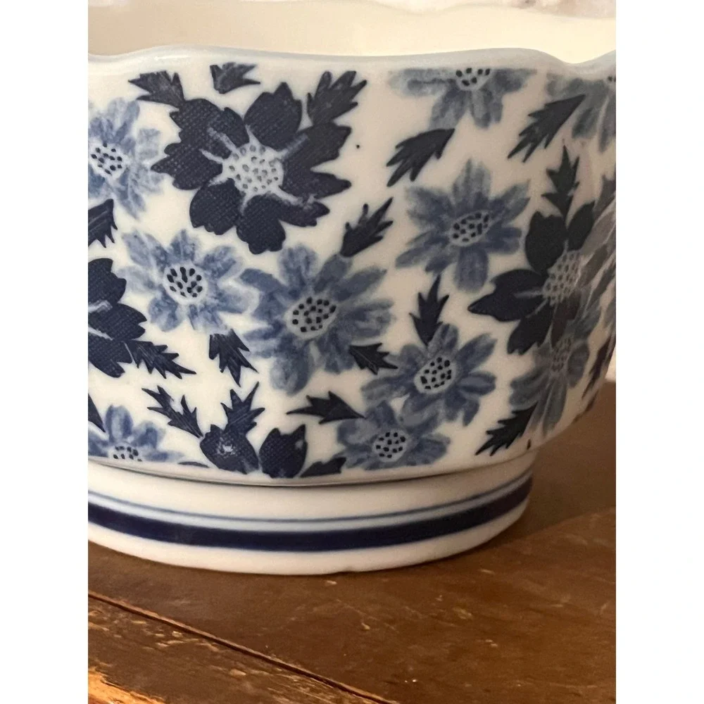Vintage OMC Blue White Floral Asian  Rice Bowl Scalloped Edge